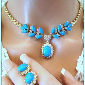 TURQUOISE NATURAL PERSIAN GEMSTONE LADIES STUNNIG NECKLACE EARRING SET